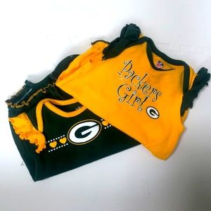 Set of two Green Bay packers onesies 0-3M